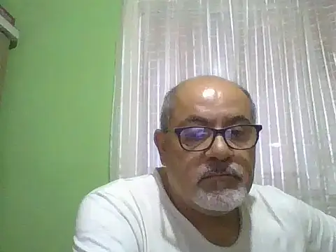 Pedroxxx_19: διαδικτυακό σόου στην κάμερα