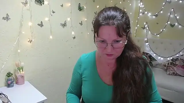 VanessaHotts Adlı Modelin Canlı XXX Sohbeti