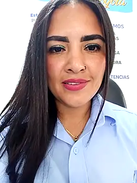 MAYE__13のライブXXXチャット