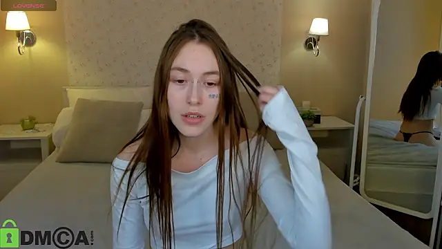 Vivian_Foster Adlı Modelin Canlı XXX Sohbeti