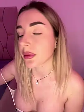 Czat XXX na żywo – -IrisBlair-