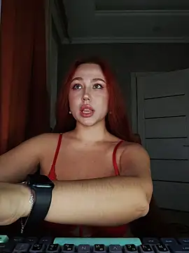 Chatroom XXX en direct de LolaaMint_