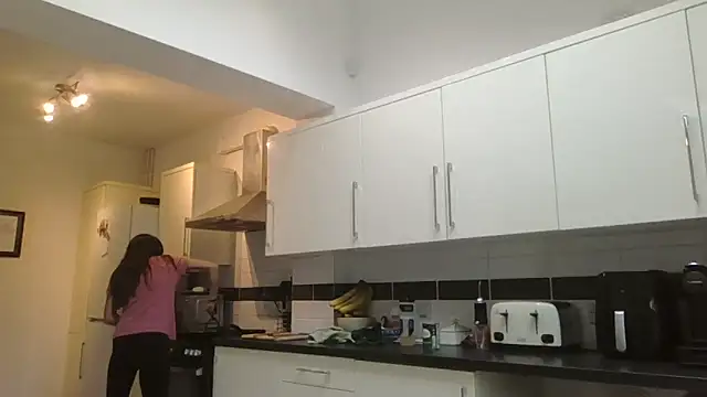 SportyBella_91のライブXXXチャット