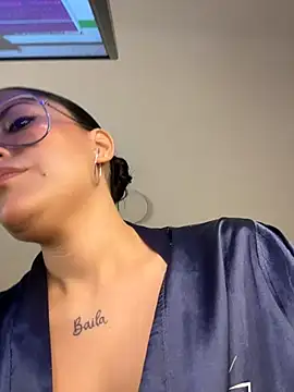 aura-baker Chat XXX in diretta