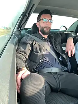 Michel_huge: απευθείας συνομιλία ΧΧΧ