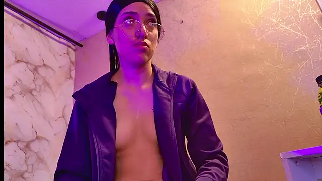 Chat XXX en directo de MichaelRossexxx