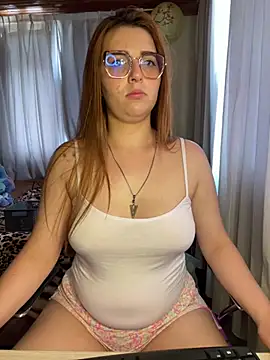 CoraVibes: онлайн-секс-чат