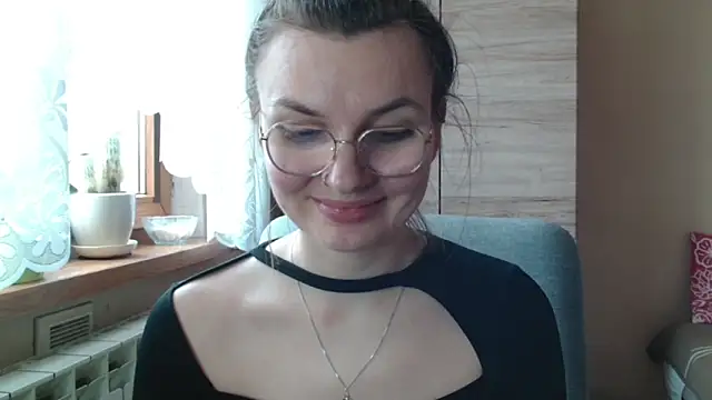 XXX chat uživo modela LooveELLYx