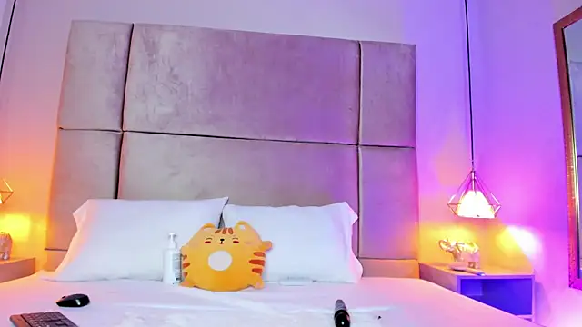 Chat XXX ao vivo de Zafiro11_