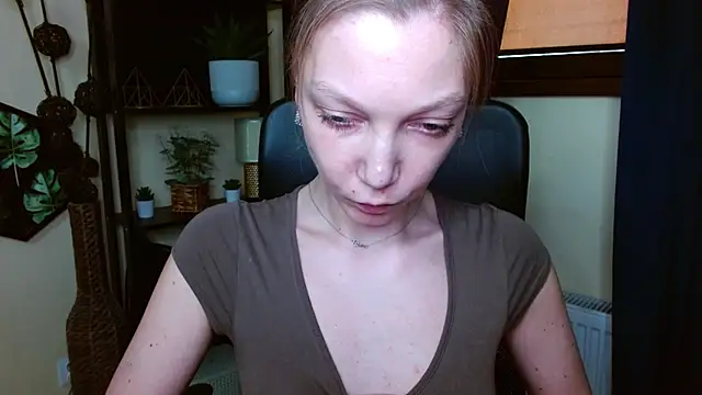 EmillyPlay live XXX chat