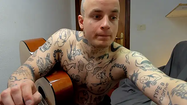 layneinchains 网络视讯表演