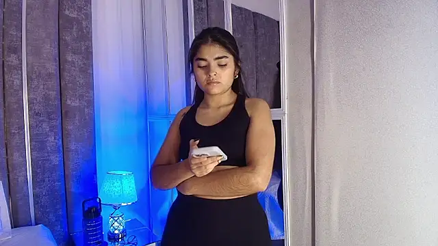 Chat +18 de GiselOrtiz ao vivo