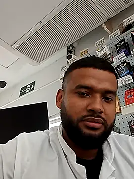 William1234-56 Show in webcam