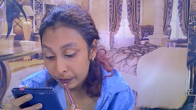 Chat +18 de IndianSexyButt ao vivo