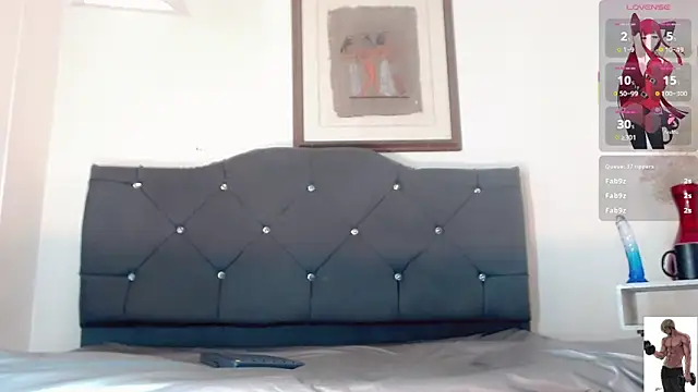 suzume_Mendez élő XXX-chatje