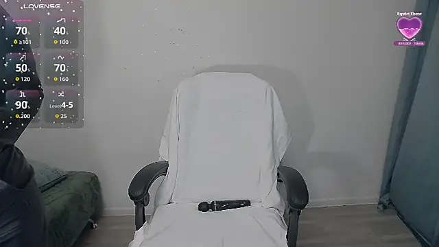 erikaerika's Live XXX Chat