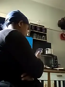 AcetousAbb: онлайн-секс-чат