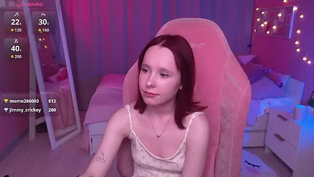 Chat XXX en directo de Haya_Harareet