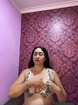 juliana_diaz Live XXX-chat