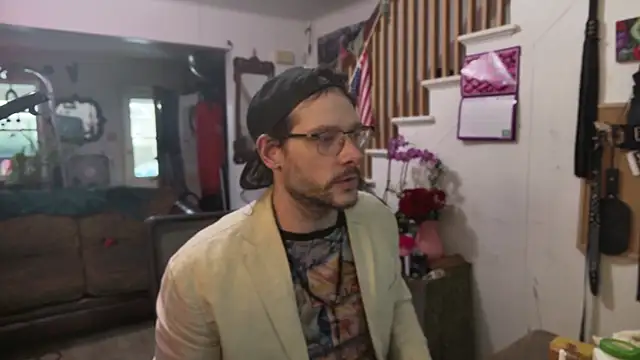 MasterDaddyCool élő XXX-chatje