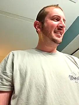 MrMechanic38 webkamerás műsora