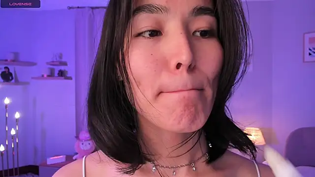 Lova_Raneのウェブカメラショー