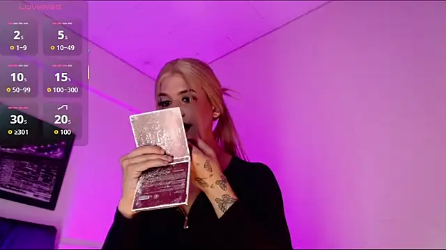 Aranza_Dollts live XXX chat