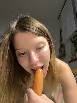 Show modela kimczii na web-kameri