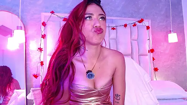 Chat XXX en directo de Bella-Sanders