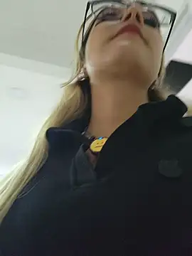 دردشة Pretty_roxxyy الجنسية المباشرة