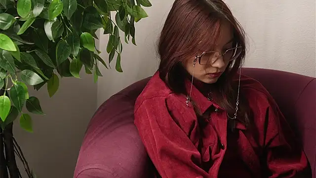 AkikoJost Chat XXX live