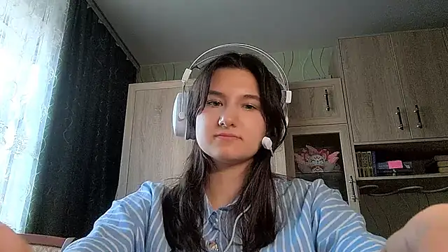 MiryDeni Chat XXX live