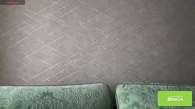 BeeutyLady53 Live XXX Chat