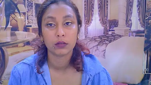 IndianSexyButt's Live XXX Chat