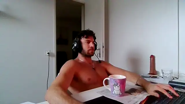 Chatroom XXX en direct de alpha-hunk