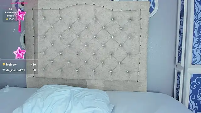 Chat +18 de emma_pink__ ao vivo