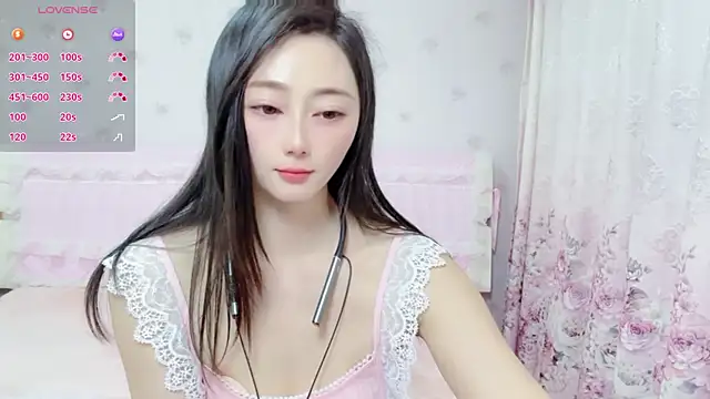 anjila888 在線直播表演