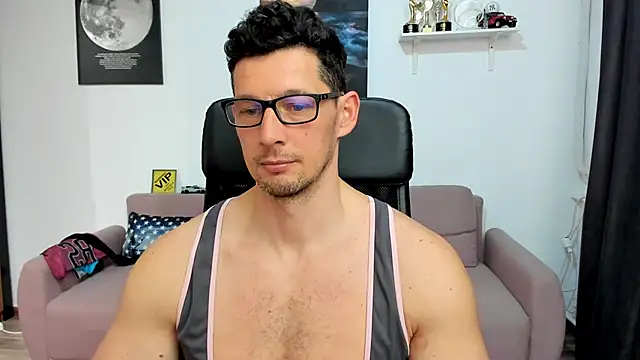 BrutusK08 webkamerás műsora