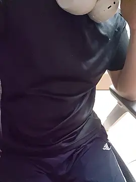 GGoongdi: вебкам-шоу