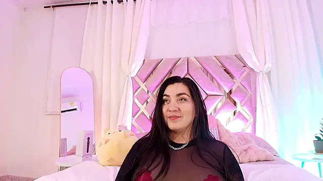 KathiaJenner webcam show