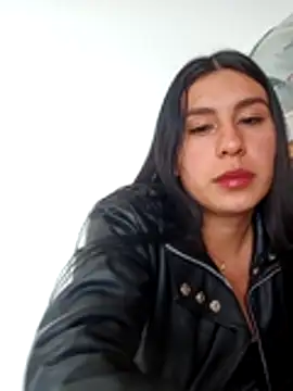 Czat XXX na żywo – charlottte_wh