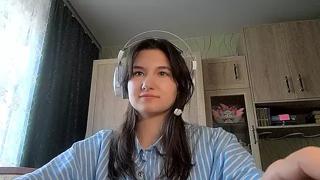 MiryDenin Live XXX chat