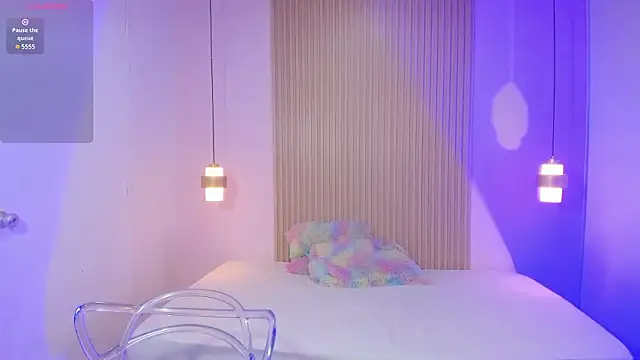 Chat XXX en directo de CharlotteKing8