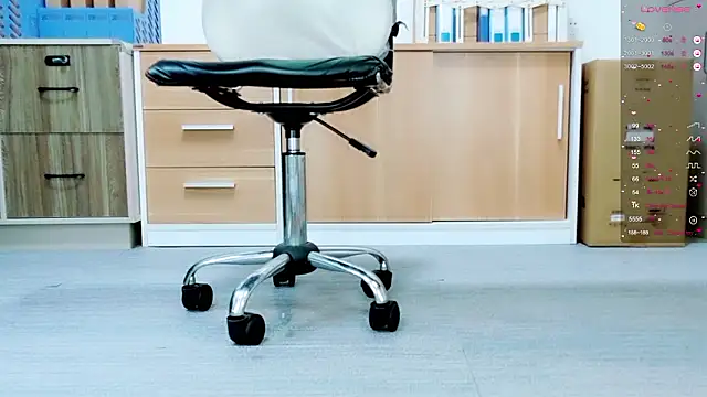 tt50256: απευθείας συνομιλία ΧΧΧ