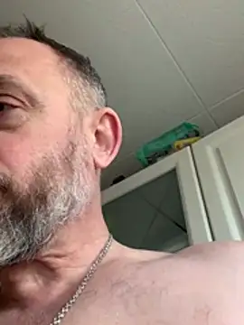 Frosl's Live XXX Chat