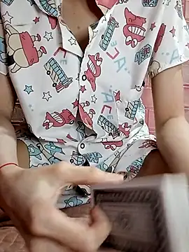 Chammy720 即時 XXX 聊天