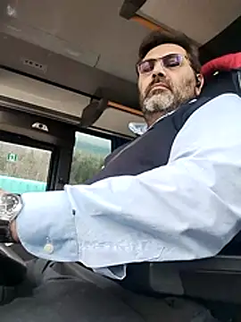 Necroforo: διαδικτυακό σόου στην κάμερα