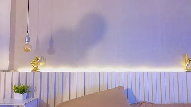 Chat +18 de Aida_moreno ao vivo