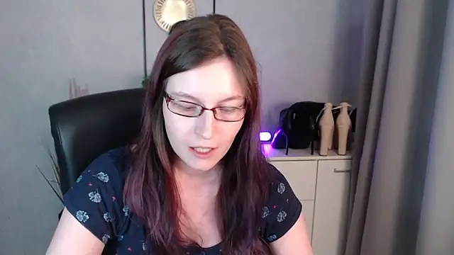 emmaxDelightのライブXXXチャット