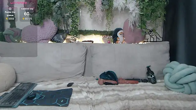 scyrim2 élő XXX-chatje